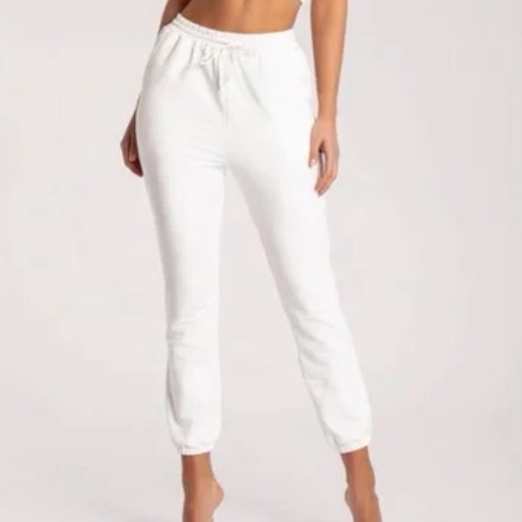Meshki White High-Waisted Joggers with Tapered Cuffs - Picture 3 of 8